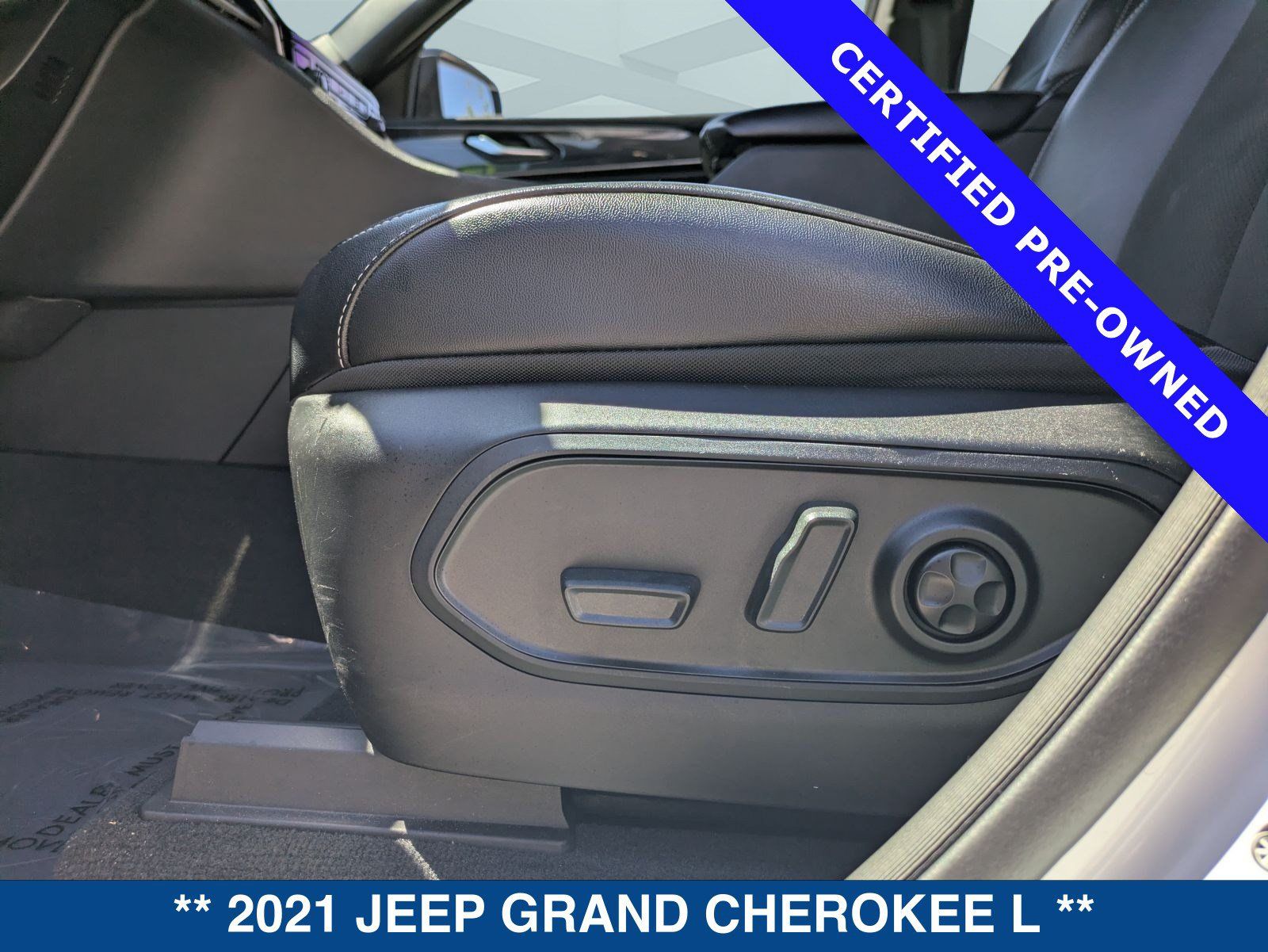 Used 2021 Jeep Grand Cherokee L Laredo RWD image 28