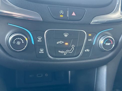 Used 2023 Chevrolet Equinox LT FWD image 20
