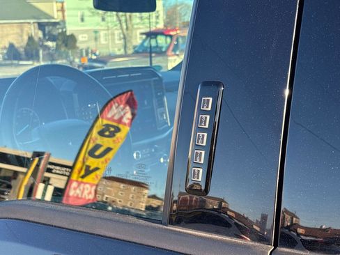 Used 2022 Ford F150 XLT w/ Equipment Group 302A High image 8