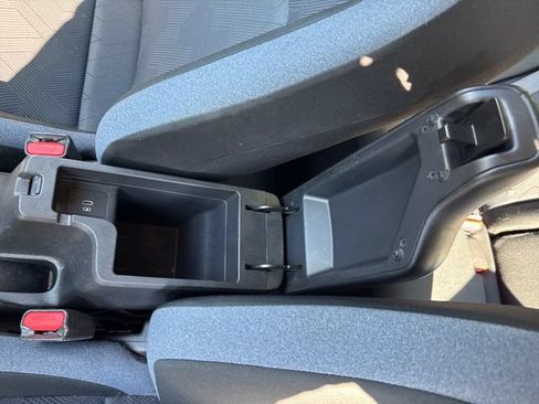 Used 2024 Nissan Versa SV FWD image 22