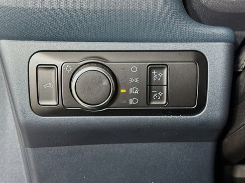 Used 2024 Ford Maverick XL FWD image 17