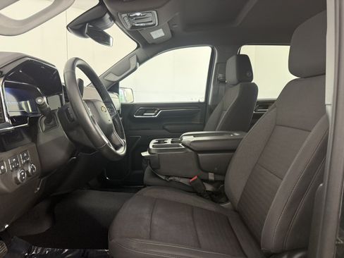 Used 2024 Chevrolet Silverado 1500 LT AWD/4WD image 14