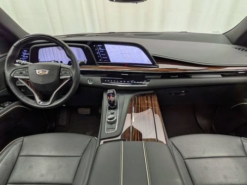 Certified 2023 Cadillac Escalade Premium Luxury AWD/4WD image 24