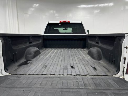 Used 2018 Chevrolet Silverado 2500 W/T image 25