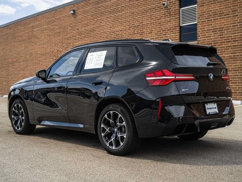 Used 2025 BMW X3 xDrive30i w/ Premium Package AWD/4WD image 4