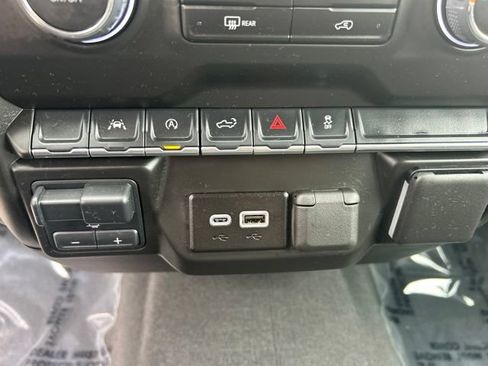 Used 2025 Chevrolet Silverado 1500 Custom w/ LPO, Dark Essentials Package AWD/4WD image 18