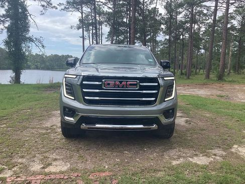 New 2026 GMC Yukon XL Elevation w/ LPO, Elevation Black Package RWD image 8