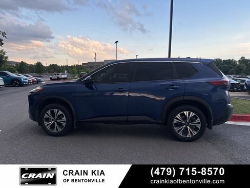 Used 2023 Nissan Rogue SV AWD/4WD image 15