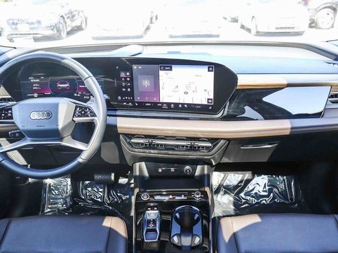 Used 2025 Audi Q6 e-tron Premium Plus w/ Premium Plus AWD/4WD image 13