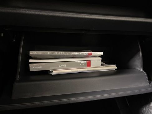 Certified 2024 Toyota RAV4 LE image 25