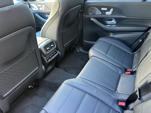 New 2026 Mercedes-Benz GLS 450 4MATIC image 11