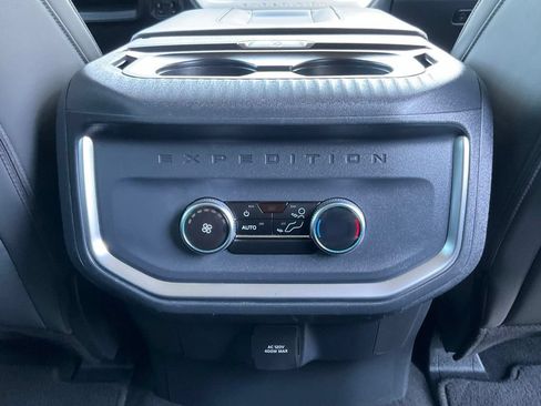 Used 2025 Ford Expedition Max Active AWD/4WD image 22