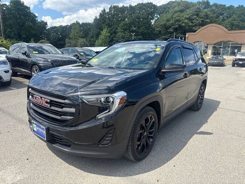 Used 2020 GMC Terrain SLE w/ Driver Convenience Package AWD/4WD image 9
