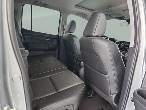 Used 2025 Honda Ridgeline RTL image 18