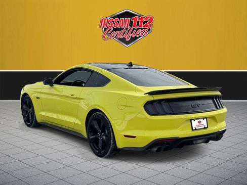 Used 2021 Ford Mustang GT Premium w/ Equipment Group 401A RWD image 4