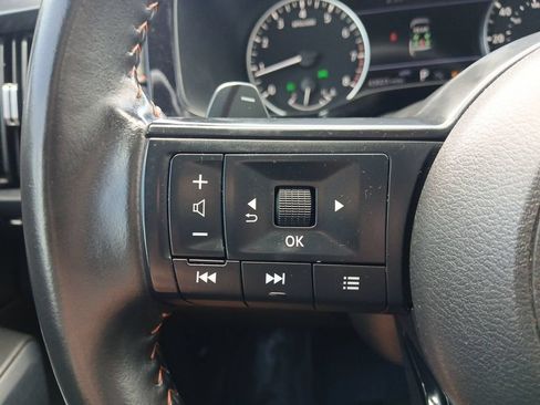 Used 2024 Nissan Pathfinder Rock Creek AWD/4WD image 18