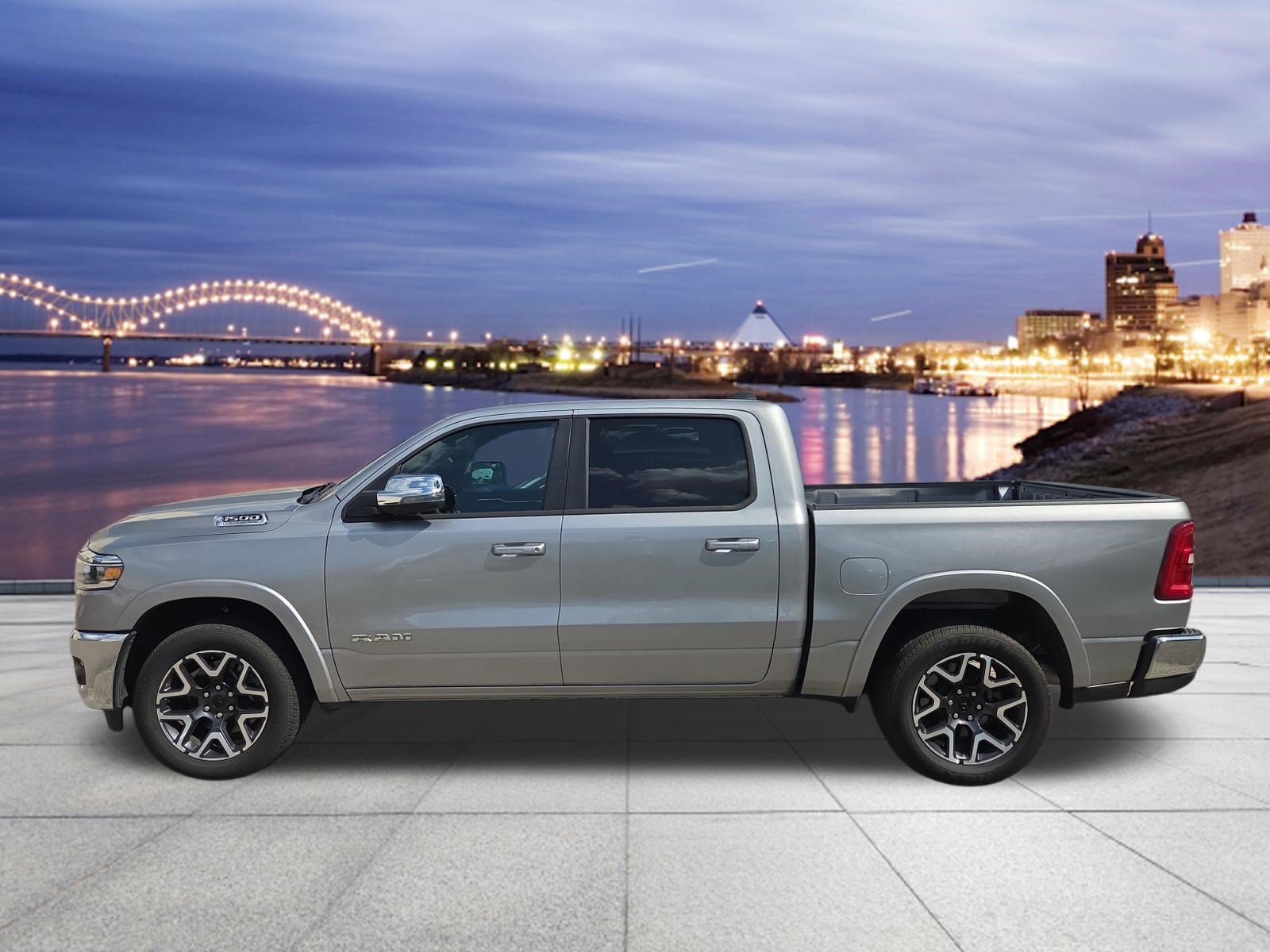 Used 2026 RAM 1500 Laramie AWD/4WD image 2
