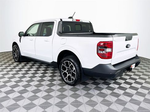 Used 2025 Ford Maverick Lariat w/ 4K Tow Package AWD/4WD image 6