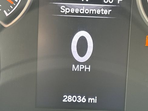 Certified 2023 Jeep Gladiator Sport image 26