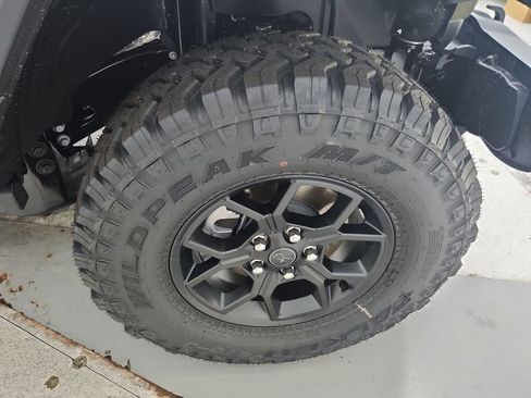 New 2026 Jeep Wrangler Unlimited Sport AWD/4WD image 31