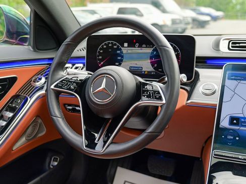 Used 2023 Mercedes-Benz S 580 4MATIC Sedan image 45