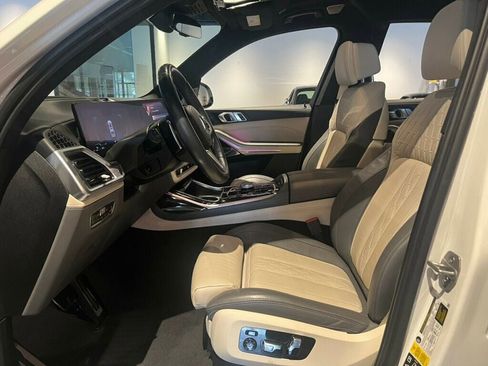 Used 2023 BMW X7 M60i w/ Executive Package image 10