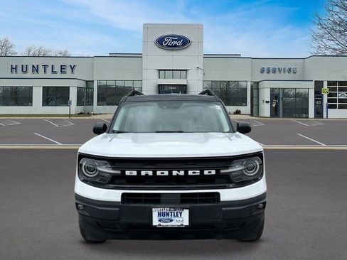 Used 2024 Ford Bronco Sport Outer Banks w/ Tech Package AWD/4WD image 2