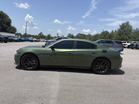 Used 2023 Dodge Charger R/T w/ Blacktop Package RWD image 4