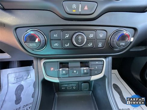 Used 2024 GMC Terrain Denali w/ Denali Premium Package image 24