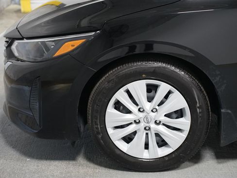 Used 2024 Nissan Sentra S FWD image 5