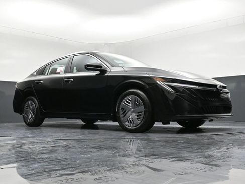 New 2026 Nissan Sentra S w/ Floor Mat Package image 28