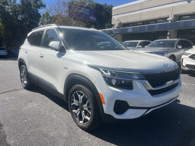 Certified 2023 Kia Seltos EX AWD/4WD image 7
