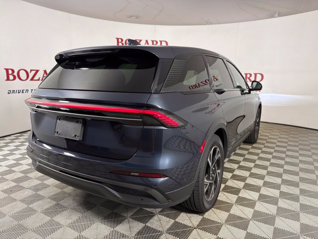 Used 2024 Lincoln Nautilus Premier w/ Equipment Group 102A AWD/4WD image 11