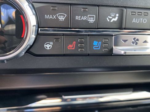 New 2026 Ford F350 Lariat w/ Black Appearance Package image 19