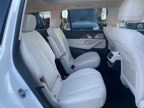 Certified 2022 Mercedes-Benz GLS 450 4MATIC image 25