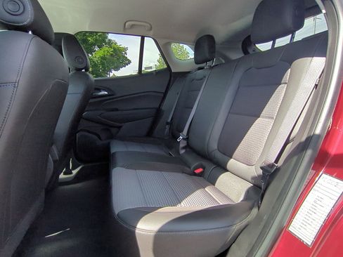 Used 2024 Chevrolet Trax LT image 30