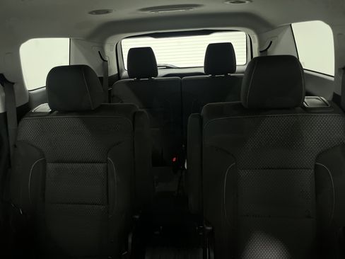 Used 2021 GMC Acadia SLE w/ LPO, Floor Liner Package image 11