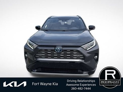 Used 2021 Toyota RAV4 XSE AWD/4WD image 10