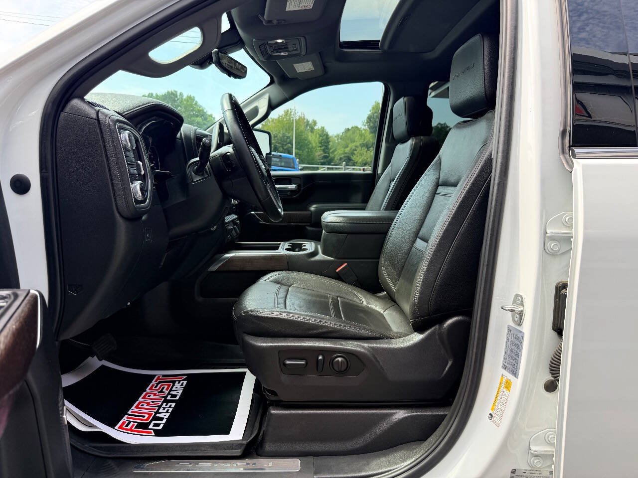 Used 2023 GMC Sierra 2500 Denali w/ Denali Ultimate Package AWD/4WD image 19