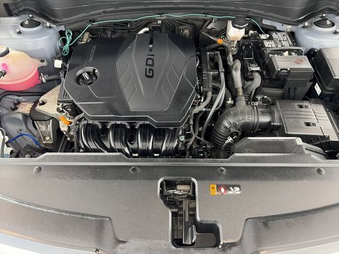 Used 2023 Kia Sportage EX image 11