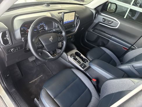 Used 2024 Ford Bronco Sport Outer Banks w/ Tech Package image 21