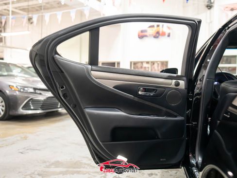 Used 2016 Lexus LS 460 AWD w/ F Sport Package image 47