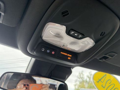 Used 2024 Chevrolet TrailBlazer ACTIV AWD/4WD image 43