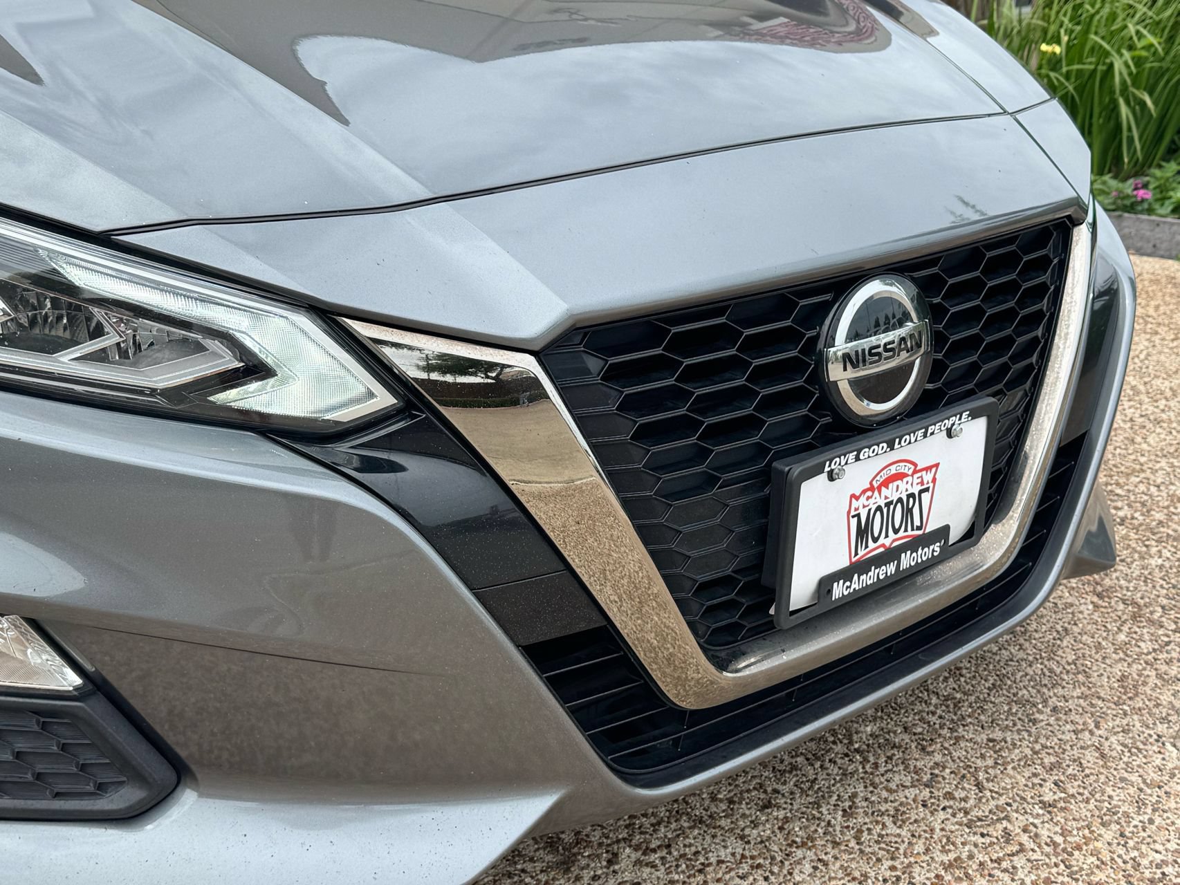 Used 2022 Nissan Altima 2.5 SR FWD image 2