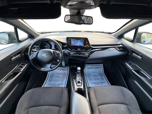 Used 2018 Toyota C-HR XLE FWD image 26