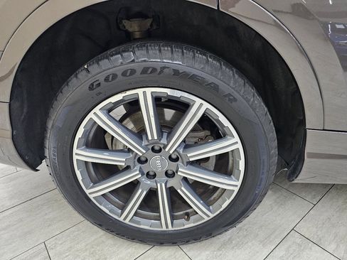 Used 2018 Audi Q7 3.0T Prestige image 44