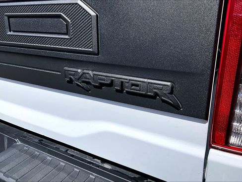 Used 2025 Ford F150 Raptor AWD/4WD image 9