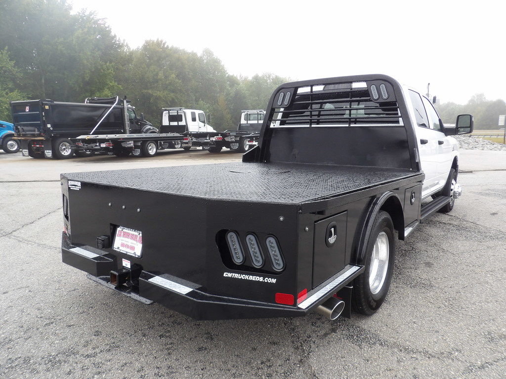 Used 2026 RAM 3500 Tradesman w/ Chrome Appearance Group AWD/4WD image 7