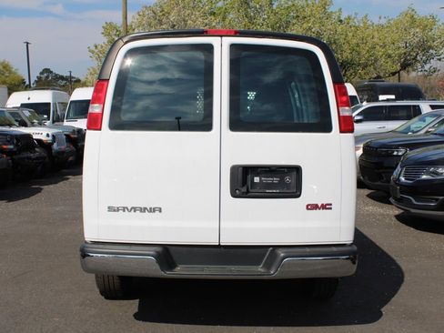 Used 2023 GMC Savana 2500 w/ Driver Convenience Package RWD image 8