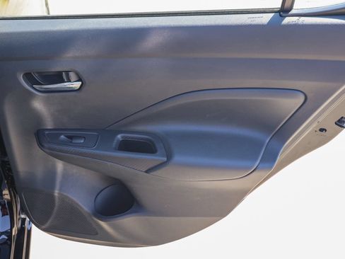 Used 2024 Nissan Versa SV FWD image 18